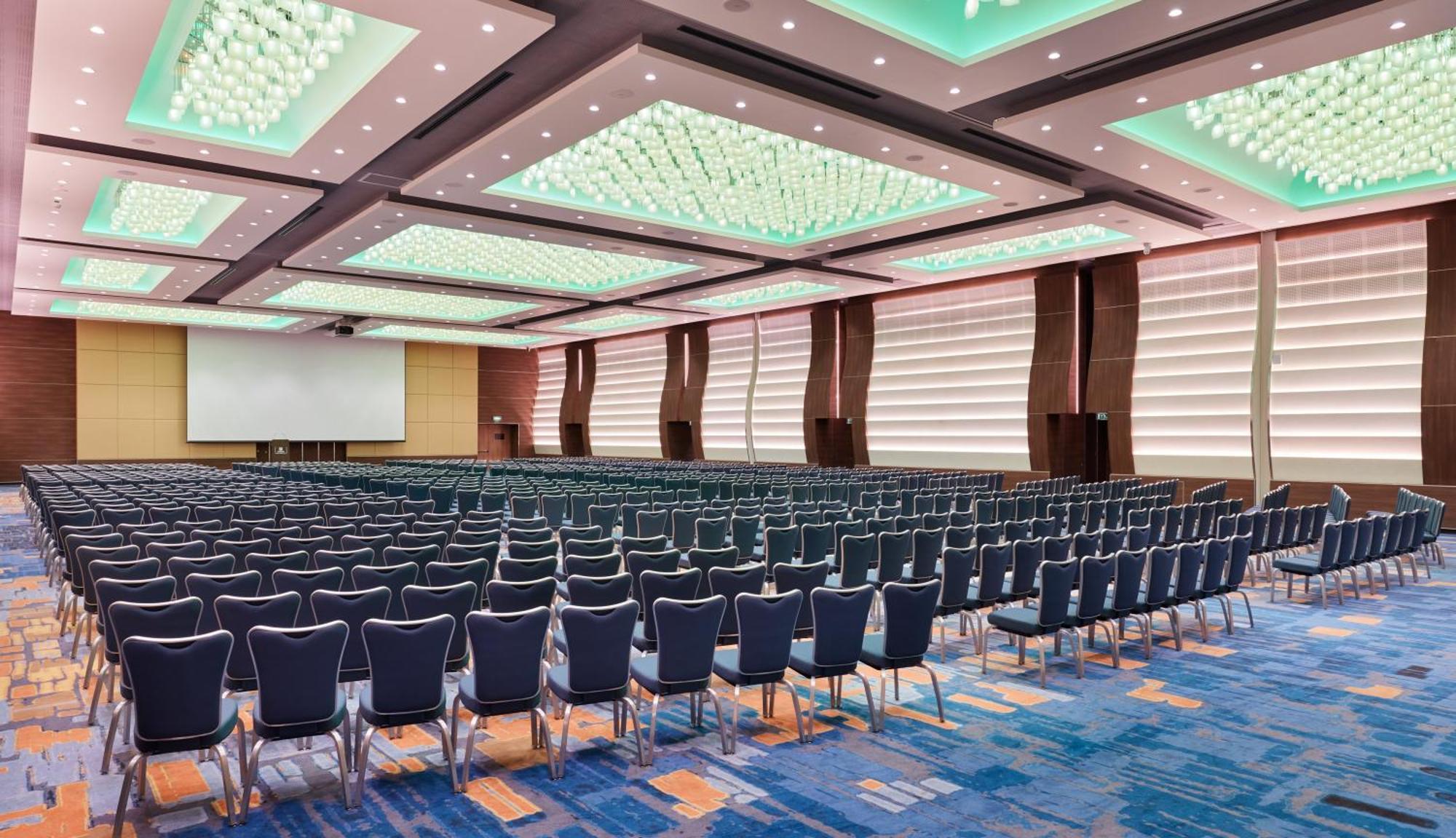 - - The Business Park By Ihg 4* Doha